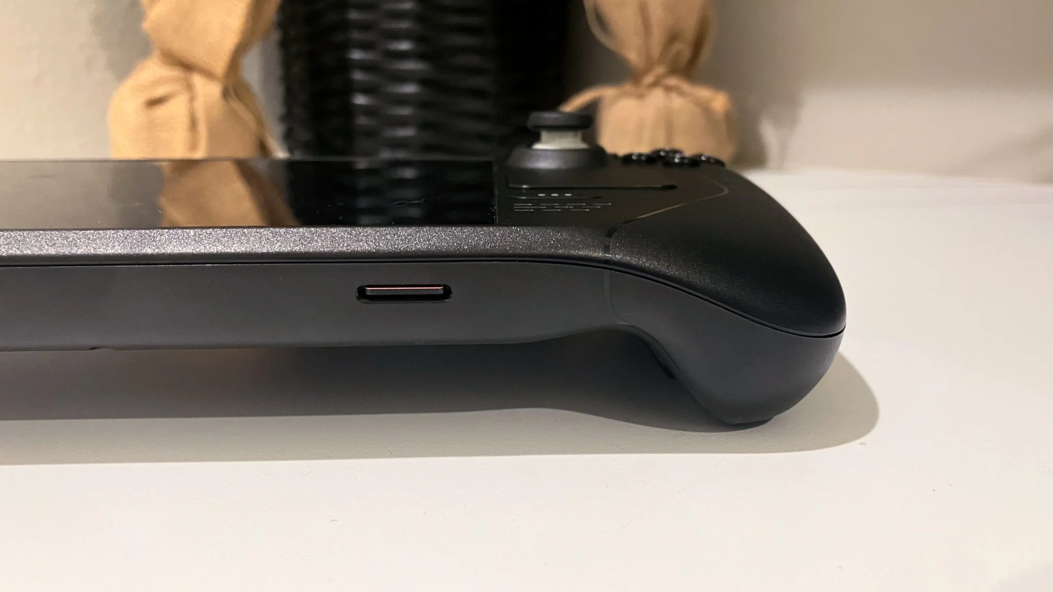 Hands On With The Valve Steam Deck — Sypnotix